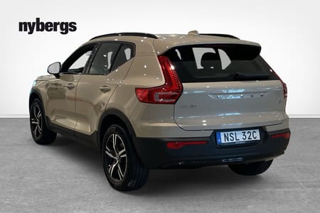 Volvo XC40 B3 FWD Bensin Plus Dark