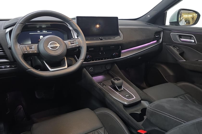Bild 2 av Nissan Qashqai MHEV 158 Tekna+/BOSE/360° kamera/Panoramatak
