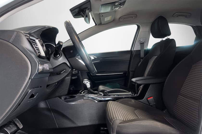 Bild 4 av Kia XCeed Plug-in Hybrid EN ÄGARE NYSERVAD GARANTI