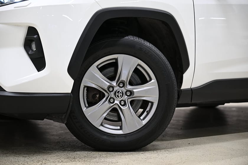 Bild 4 av Toyota RAV4 Hybrid AWD-i AWD 222HK Backkamera|M/K-Värmare|S&V-Hjul|Moms