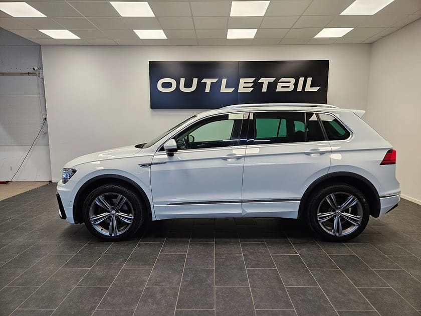 Bild 2 av Volkswagen Tiguan GT R line 2.0 TDI 190hk 4Motion Cockpit Värmare Drag