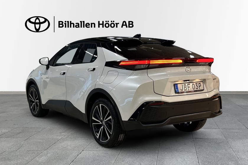 Bild 2 av Toyota C-HR PHEV 2.0 Laddhybrid Executive JBL