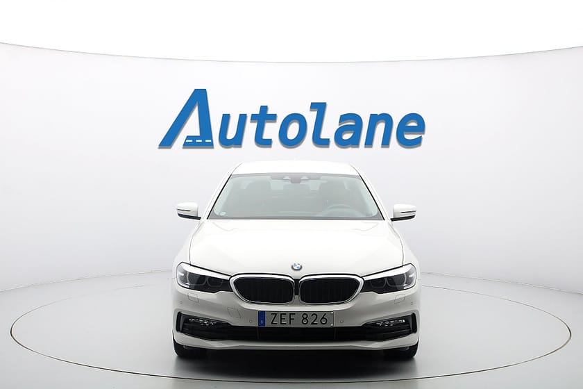 Bild 3 av BMW 540i Sedan 540 SportLine, HUD, GPS, Kamera, Dragkrok 340hk