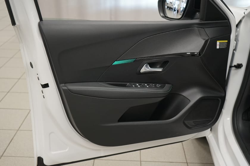 Bild 5 av Peugeot 208 1,2 PureTech 100 EAT6f