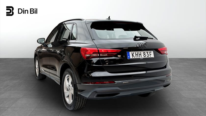 Bild 3 av Audi Q3 35 TFSI 150HK Backkamera Black Optik