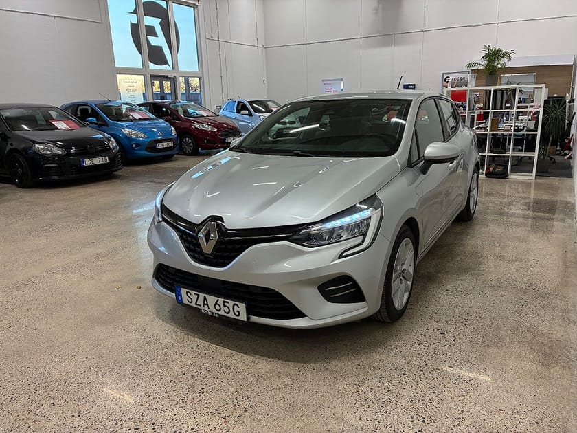 Bild 3 av Renault Clio 1.0 TCe Zen Sommar och vinterdäck Bluetooth