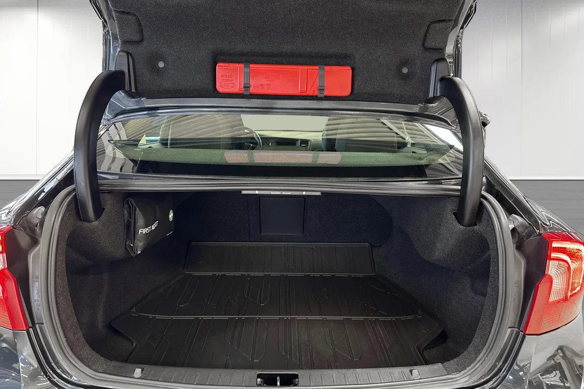 picture of a car