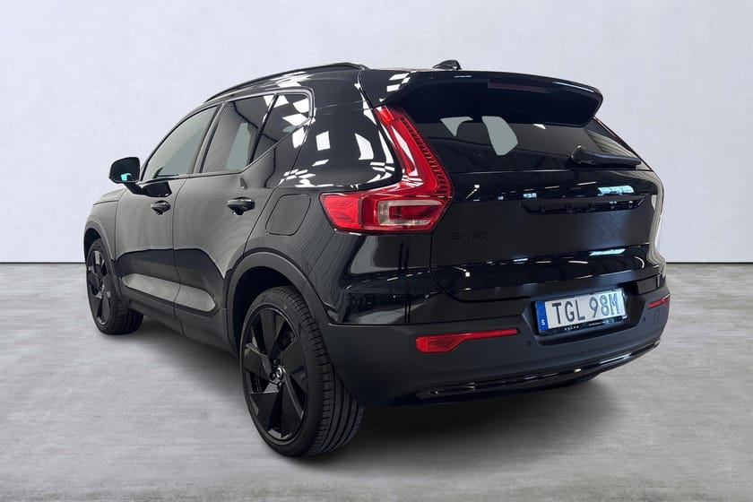 Bild 4 av Volvo EX40 Single Motor Extended Range M R Ultra Black Edt