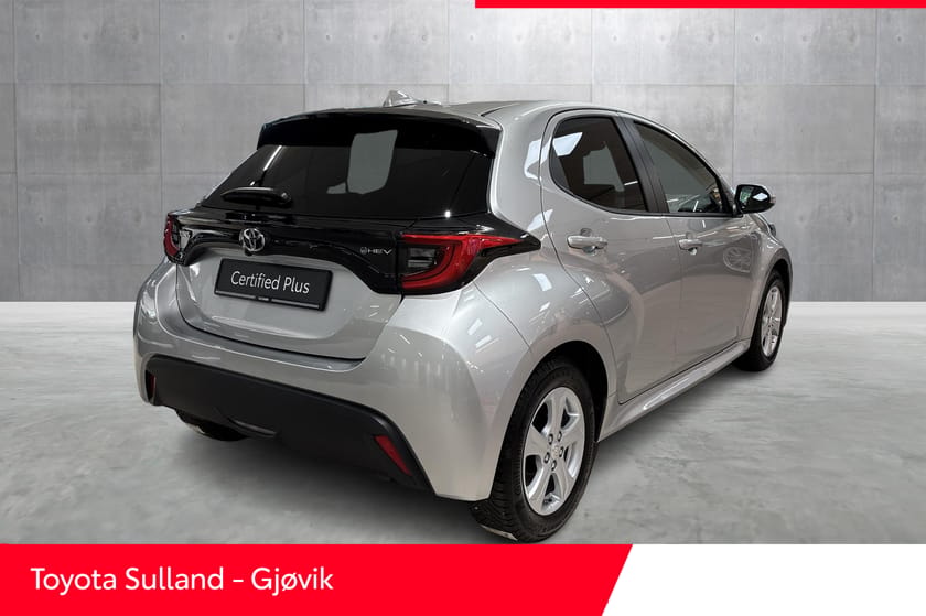 Bilde 5 av Toyota Yaris Hybrid 115 Active Tech / Kampanjerente 5,90% / Oppvarmet ratt