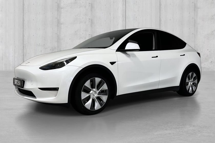 Bilde 2 av Tesla Model Y Long Range AWD – Norsk | Krok | Premium | Garanti
