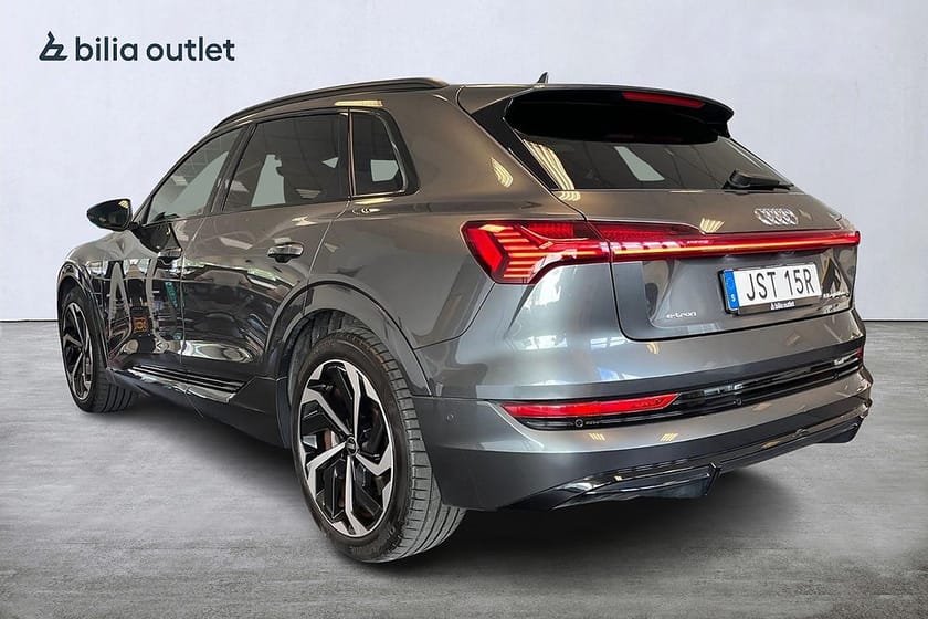 Bild 3 av Audi e-tron 55 quattro S Line 408hk / B&O Pano 360°kam Navi