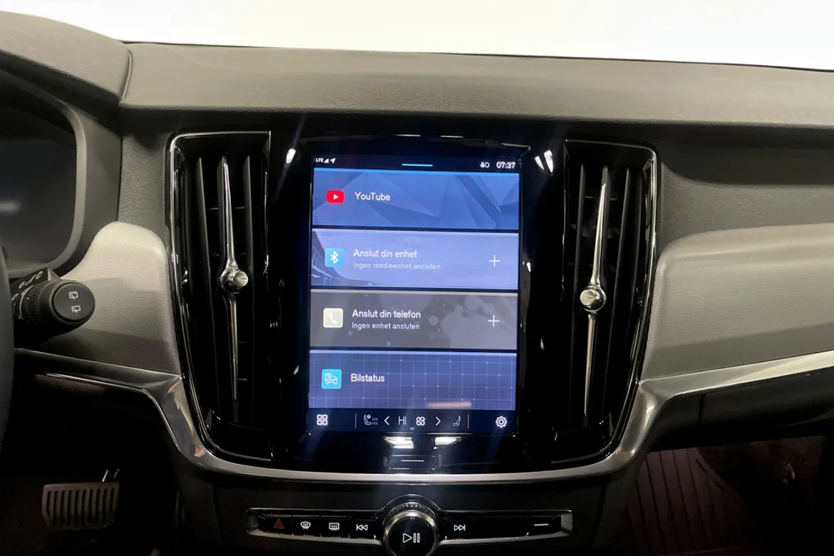 Volvo V90 Cross Country