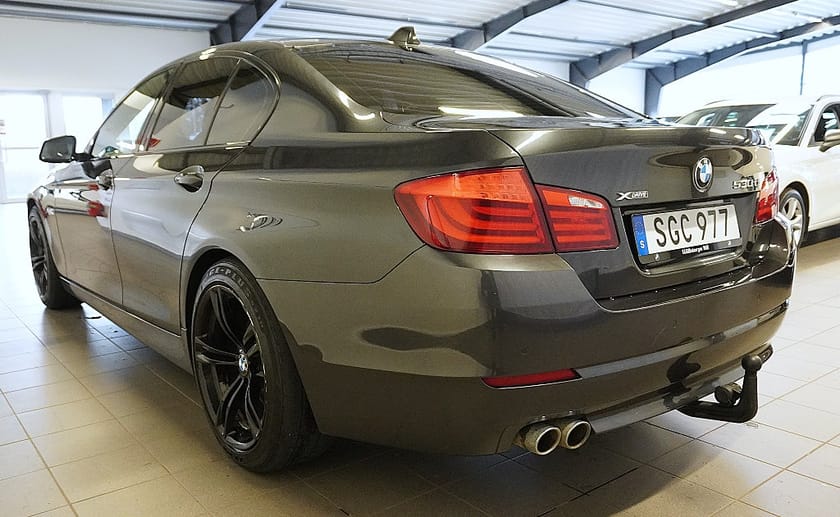 Bild 4 av BMW 530d xDrive Sedan 530 Steptronic NAVI/DRAG/NYSERVAD