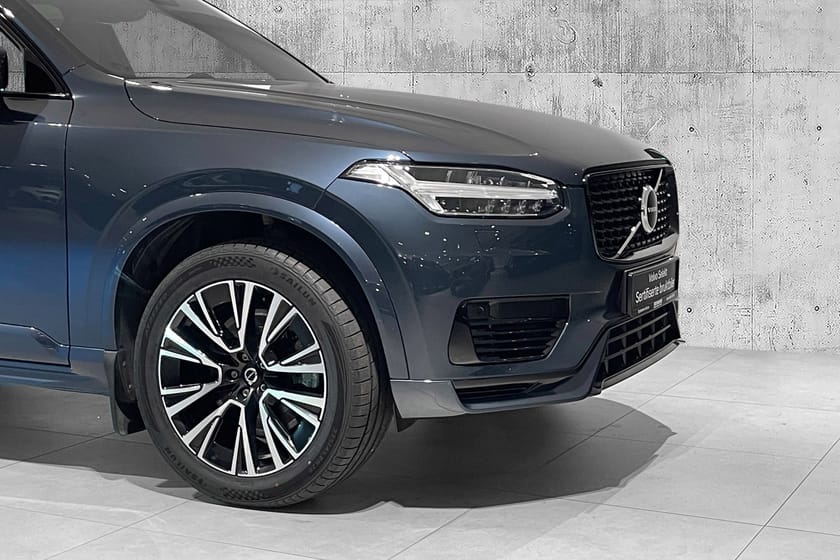 Bilde 2 av Volvo XC90 7 Seats Recharge T8 Plus Dark SEMI.EL.HF|20"|H&K|TONEDE