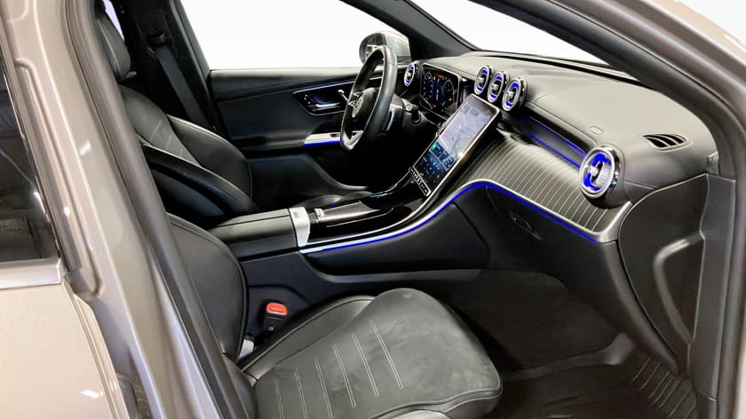 Bild 3 av Mercedes-Benz GLC 220 d Coupé 4MATIC Pano Värm Burm 360-kam *3,95%*