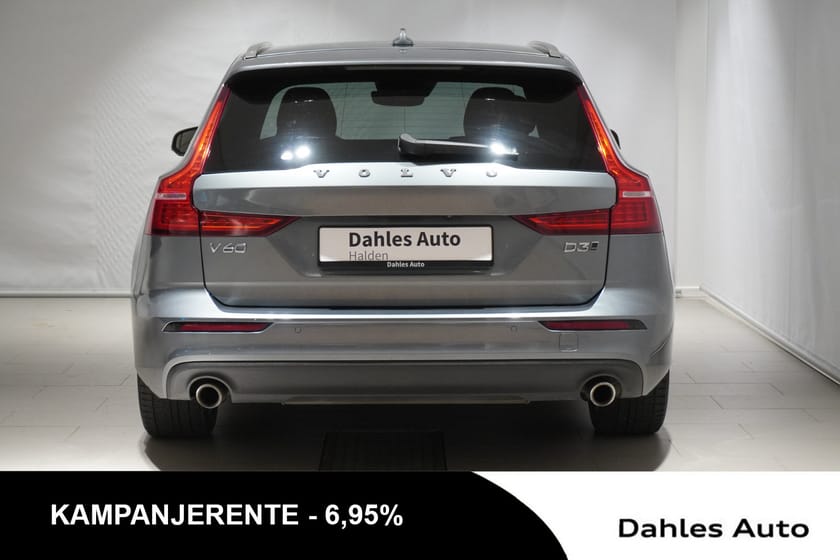 Bilde 4 av Volvo V60 D3 150hk AWD Momentum aut CRUISE,KROK,DELSKINN,NAVI