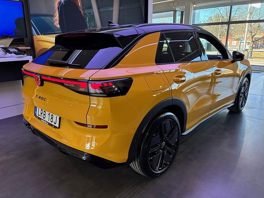 Bild 4 av Volkswagen T-Roc R-LINE 1.5 ETSI 150 HK DSG7