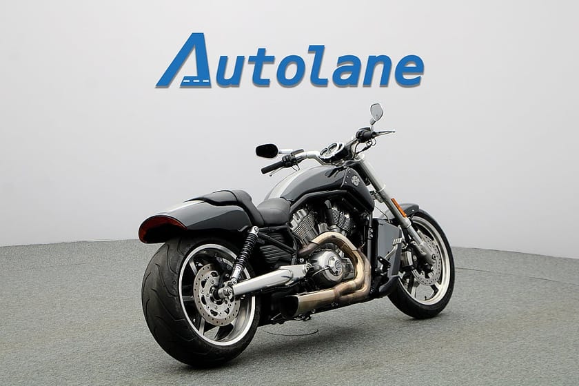 Bild 5 av Harley-Davidson VRSCF V-Rod Muscle * Vance & Hines, Nyservad