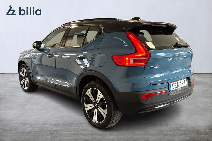 Bild 2 av Volvo XC40 Recharge Single Motor Plus | Dragkrok | Navigation