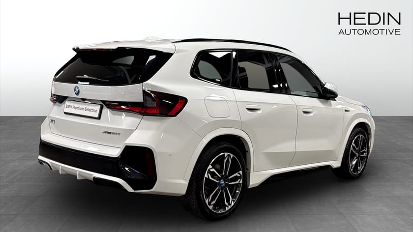 Bild 2 av BMW X1 xDrive30e M Sport Innovation Comfort Travel Drag