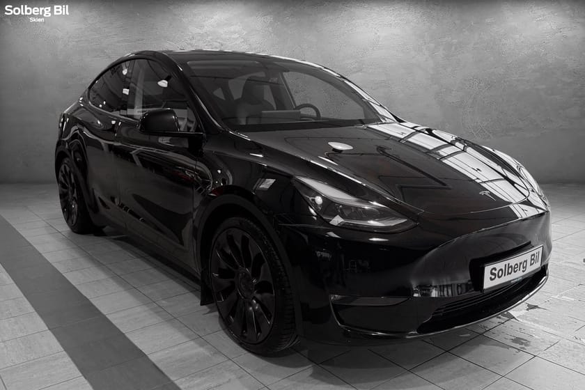 Bilde 3 av Tesla Model Y Performance PERFORMANCE/ BERLIN/ HENGER.F/ V.PUMPE/ PREMIUM