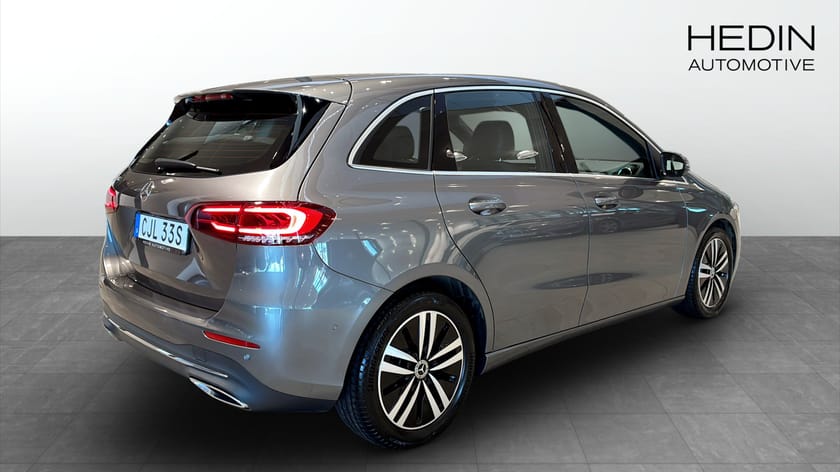 Bild 4 av Mercedes-Benz B 180 | B-kam | Nyservad | Farthållare | Navi
