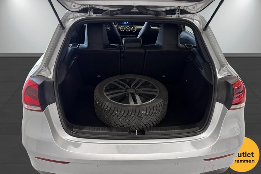 Bilde 5 av Mercedes-Benz A 180 Automat / AMG Pakke / Led Lys /
