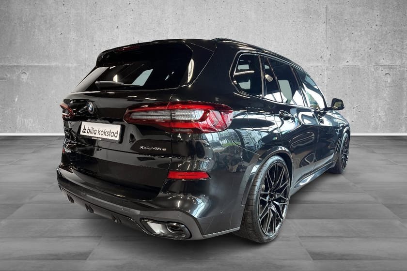 Bilde 2 av BMW X5 xDrive45e iPerformance M-Sport/22"/HUD/Laser/B&W/H-Feste/Pano/Comf/S&V-Hjul