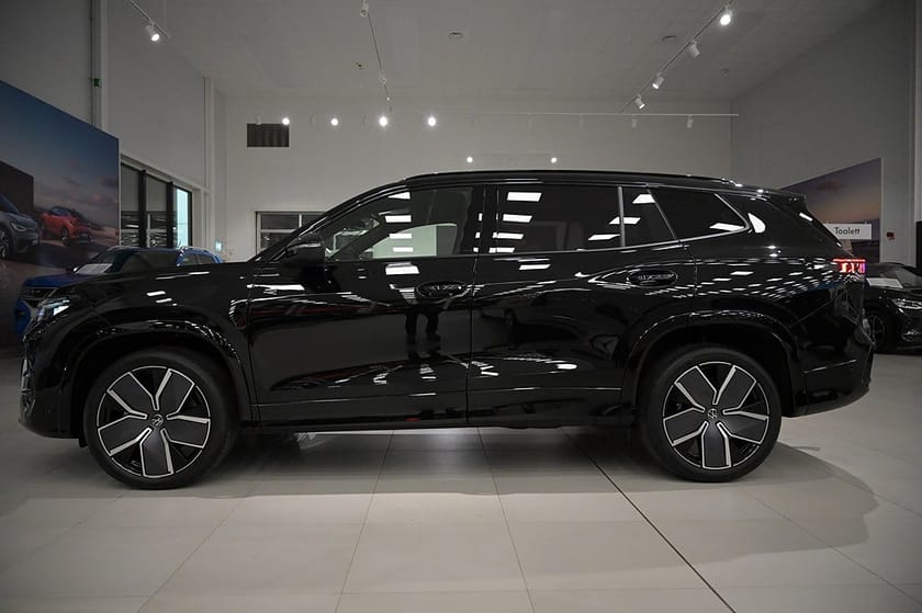 Bild 5 av Volkswagen Tayron 7-seater R-Line Edition Black Style, Drag, Värmare