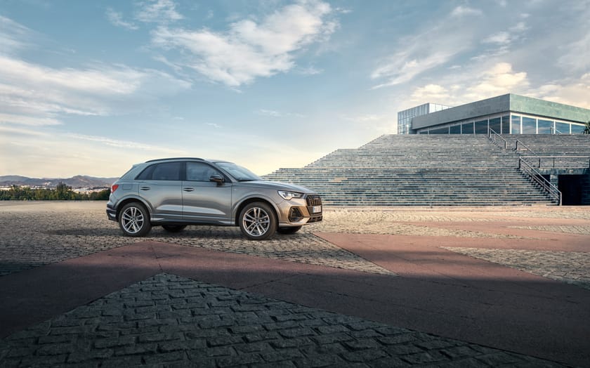 Audi Q3 poline bakgrundsbild