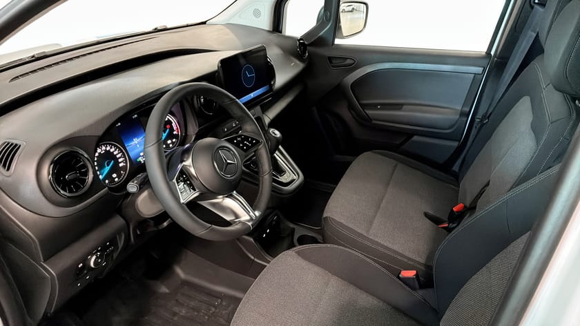 Bild 5 av Mercedes-Benz eCitan 112 | SKÅP L2 |