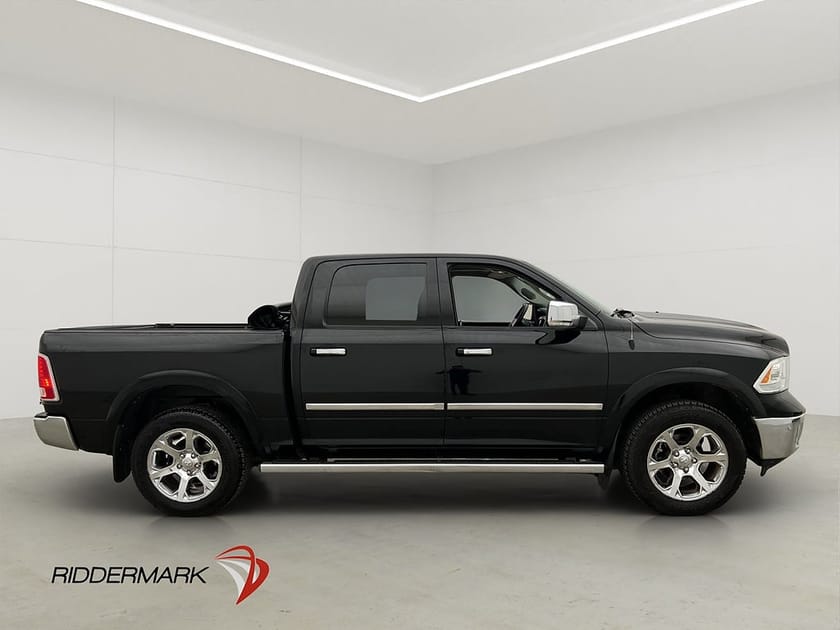 Bild 2 av RAM 1500 Crew Cab Dodge Laramie 4x4 Drag L-Släde Taklucka Luft Moms
