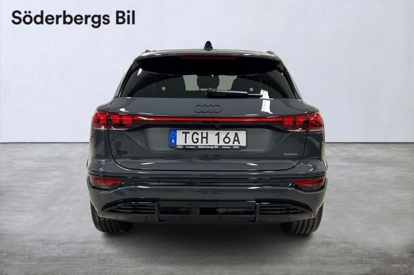 Bild 3 av Audi Q6 e-tron quattro /Tech pro/Luftfjädring/S-line