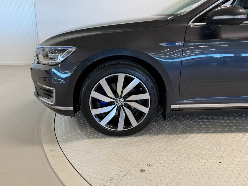 Bilde 5 av Volkswagen Passat Variant GTE 1,4 218hk Exclusive ACC/Krok/Weba/Skinn/Navi/Active