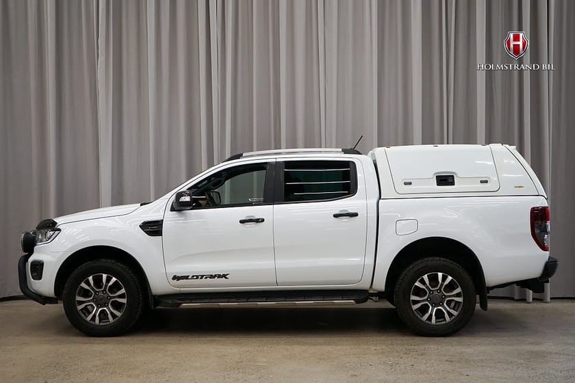 Bild 1 av Ford Ranger Dubbelhytt 2.0 Bi-Turbo 4x4 Wildtrak P-värme Drag Moms
