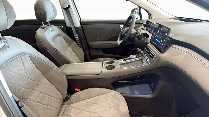 Bild 3 av MG S6 EV Dual Motor LUXURY AWD