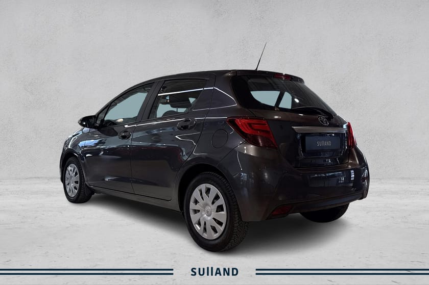 Bilde 3 av Toyota Yaris Hybrid Automat/Navi/Ryggekamera/DAB+/Lavt forbruk+++