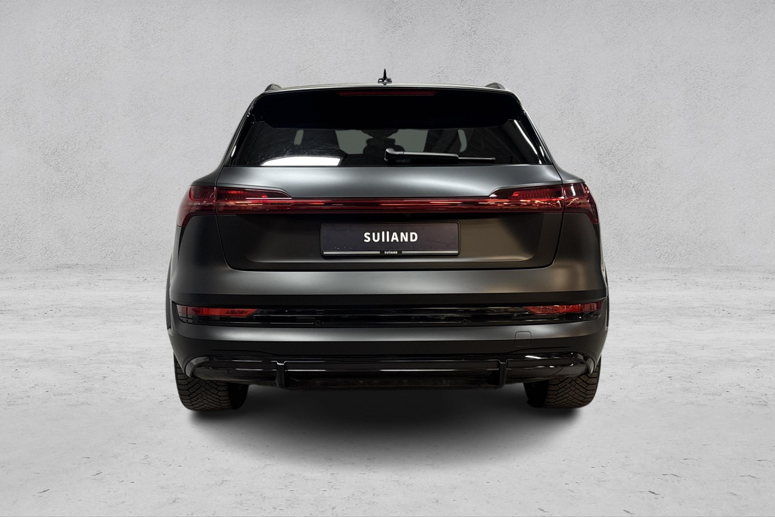 Thumnail bilde 3 av Audi e-tron S quattro