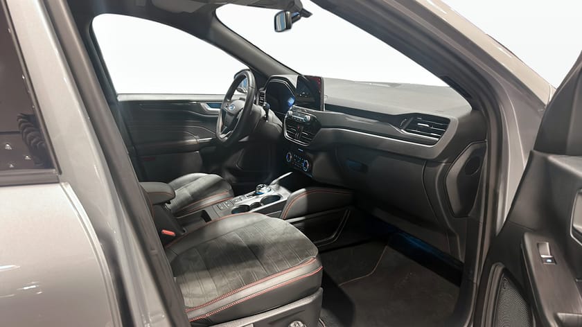 Bild 3 av Ford Kuga Plug-In Hybrid ST-Line X Plug in 225hk Privatleasing 3995kr/mån