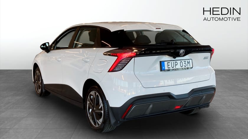 Bild 2 av MG 4 Electric Long Range MG4 NE STD 49KWH (BLACK) - DOVER WHITE