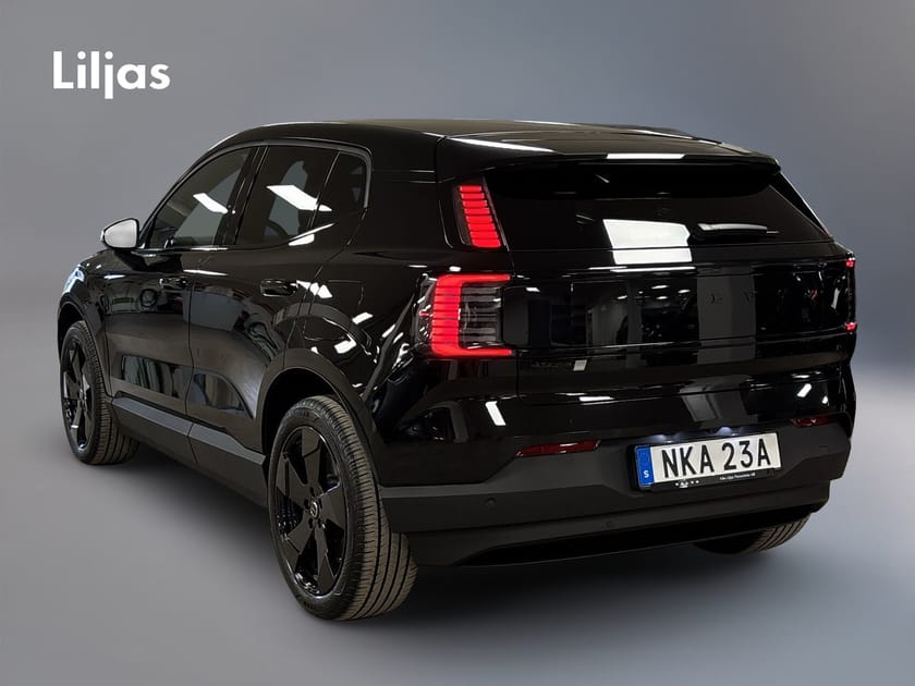 Bild 3 av Volvo EX30 Single Motor Extended Range SM Plus Black Edt