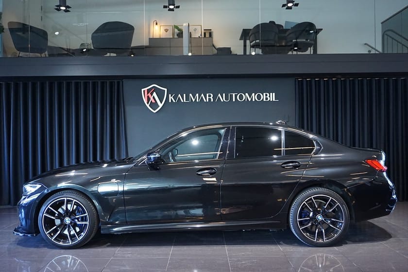 Bild 3 av BMW 330e Sedan Steptronic M Sport Cockpit Adaptiv F/Navi/CarPlay