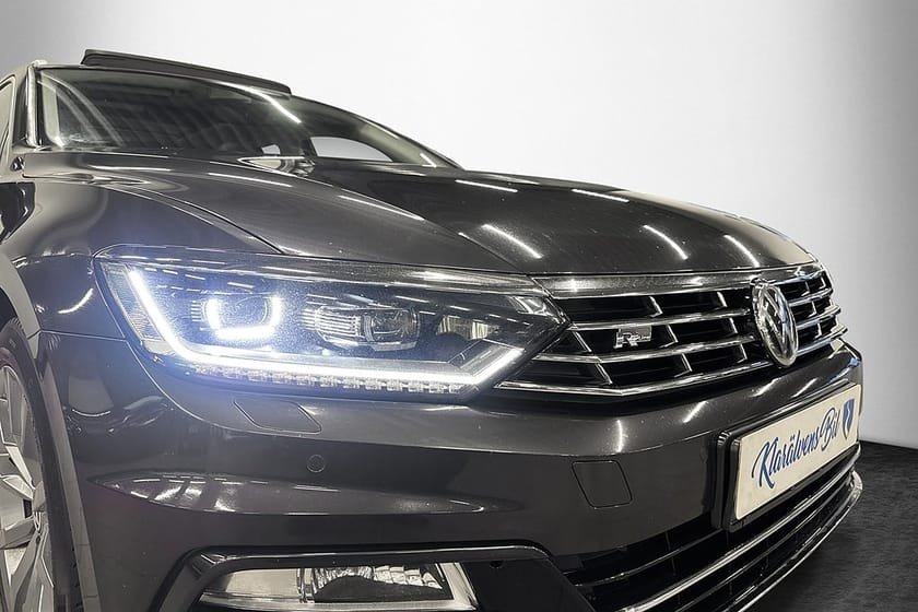 Bild 5 av Volkswagen Passat Sportscombi 2.0 TDI 4M R-Line GTS (240hk) Pano Cockpit