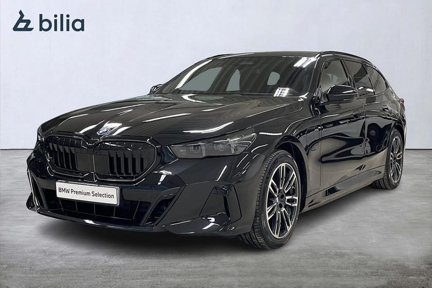 Bild 1 av BMW 530e xDrive Touring M-Sport | DEMOBIL | Drag | Head-Up | H&K