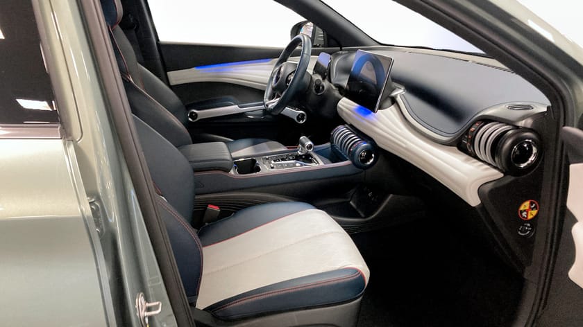 Bild 3 av BYD Atto 3 Extended Range COMFORT 360-kamera, adaptiv farthållare, panormaglastak, metalicklack