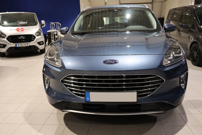 Bild 2 av Ford Kuga Plug-In Hybrid Titanium Phev 64km 225hk 4295kr/mån Privatleasing