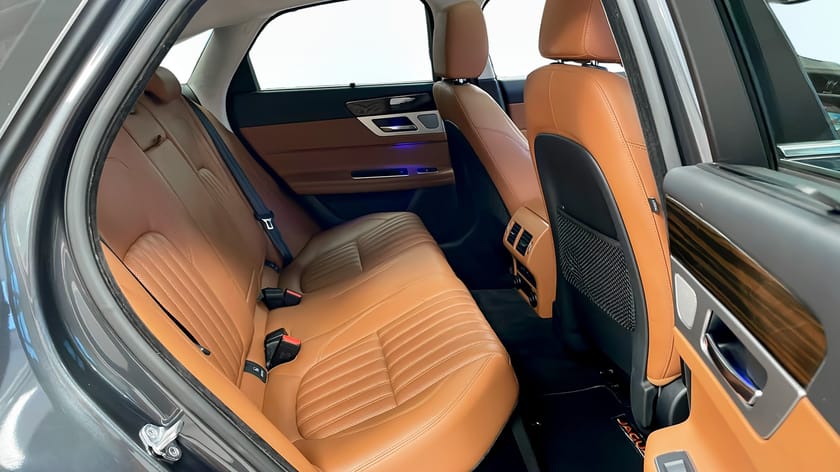 Bild 5 av Jaguar XF 30d PORTFOLIO 300HK VÄRMARE MYCKET UTRUSTNING