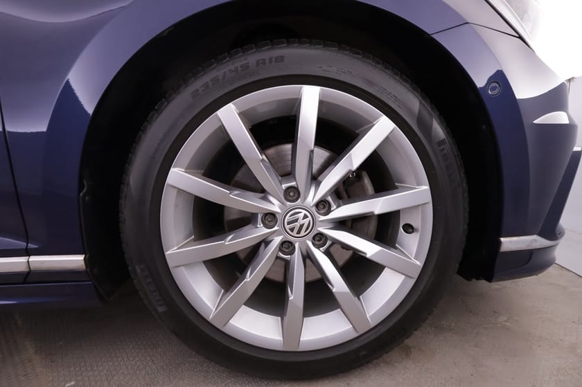 Bild 3 av Volkswagen Passat Sportscombi TSI 220 HK DSG R-Line
