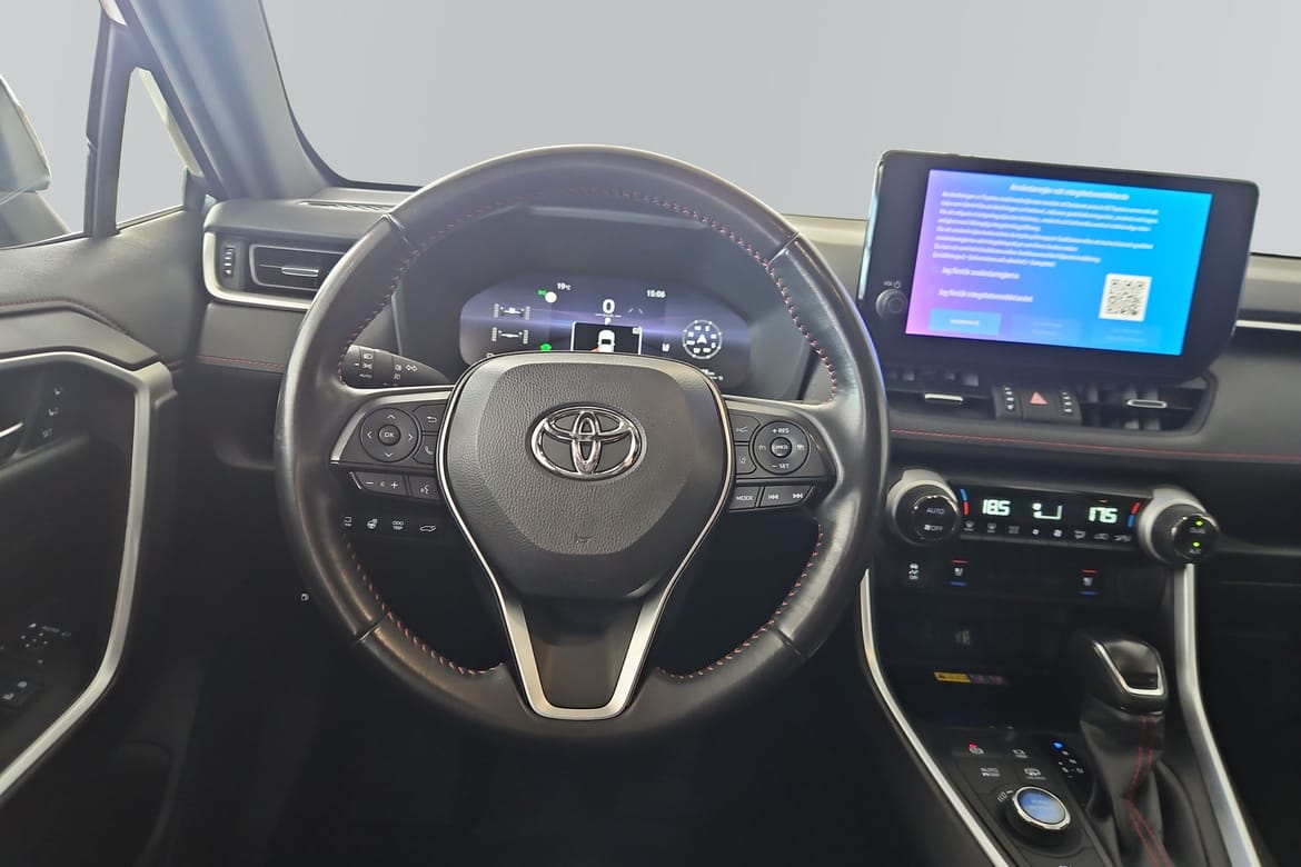 23 / 38