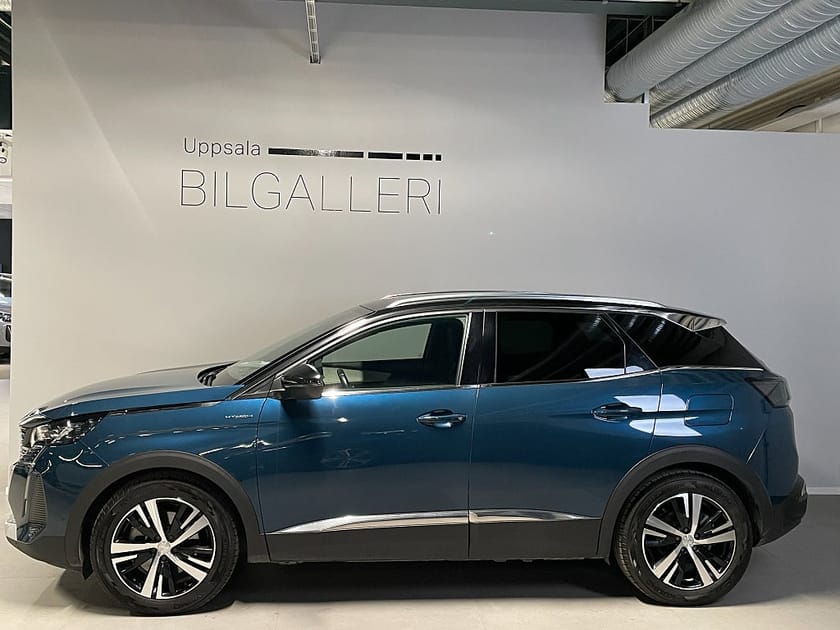 Bild 3 av Peugeot 3008 HYBRID4 300 GT Plug-in Hybrid 4WD 300hk - highway assist